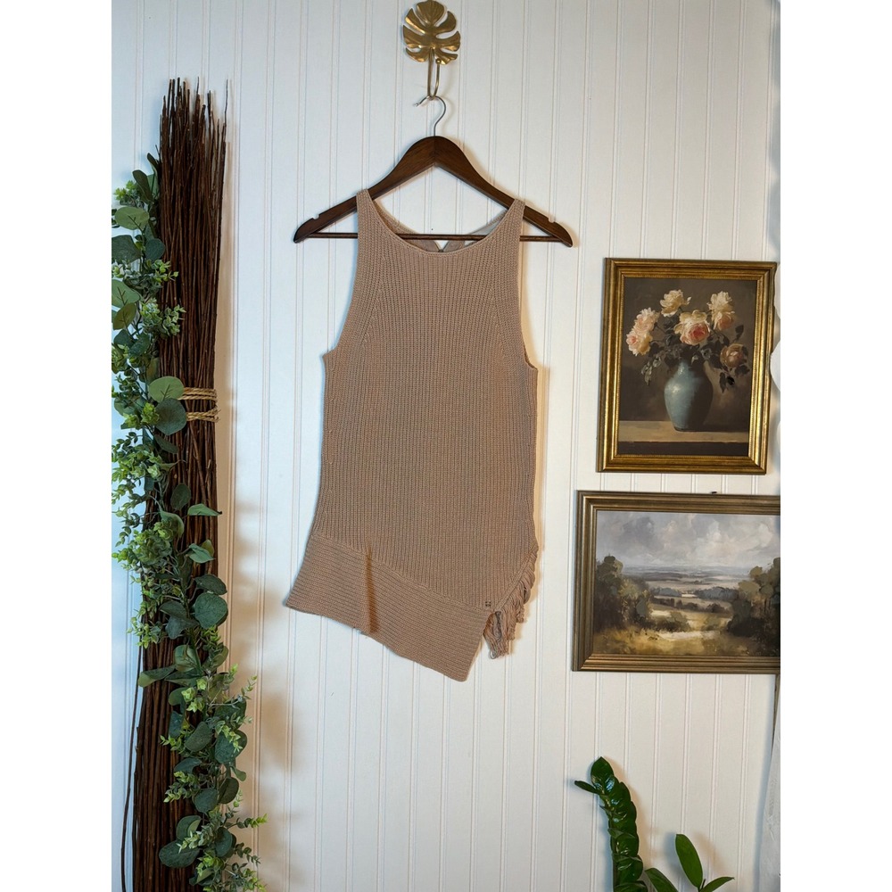 One Grey Day Tank Top Womens Large Tan Excellent Asymmetrical Fringe Knit